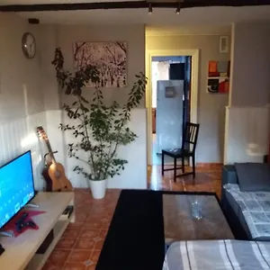  Habitación en casa particular Near Airport